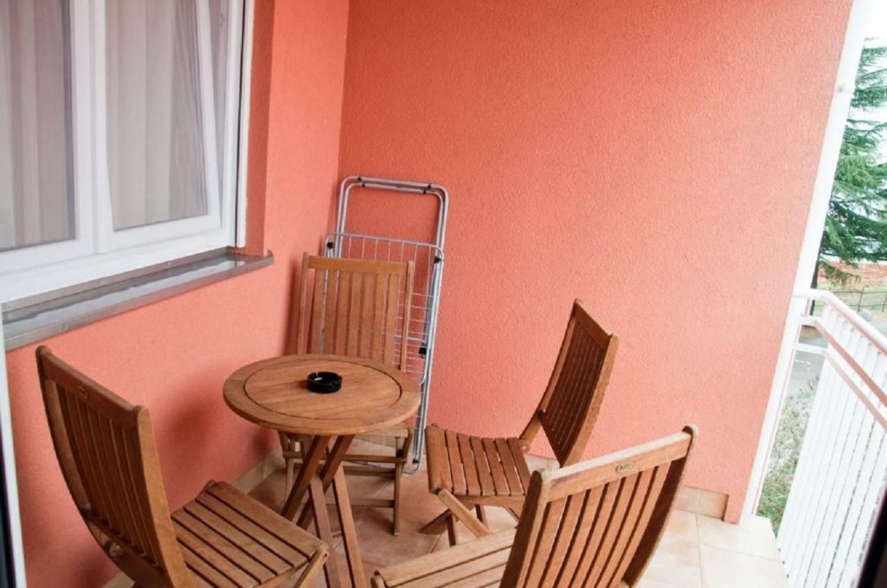 Roza Apartment Novigrad Istria Exterior foto